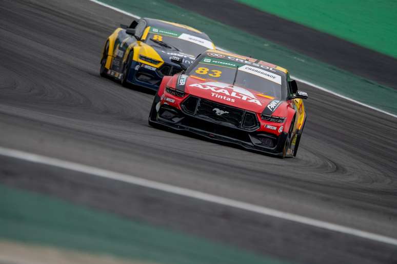 Gabriel Casagrande venceu a corrida 1 da NASCAR em Interlagos